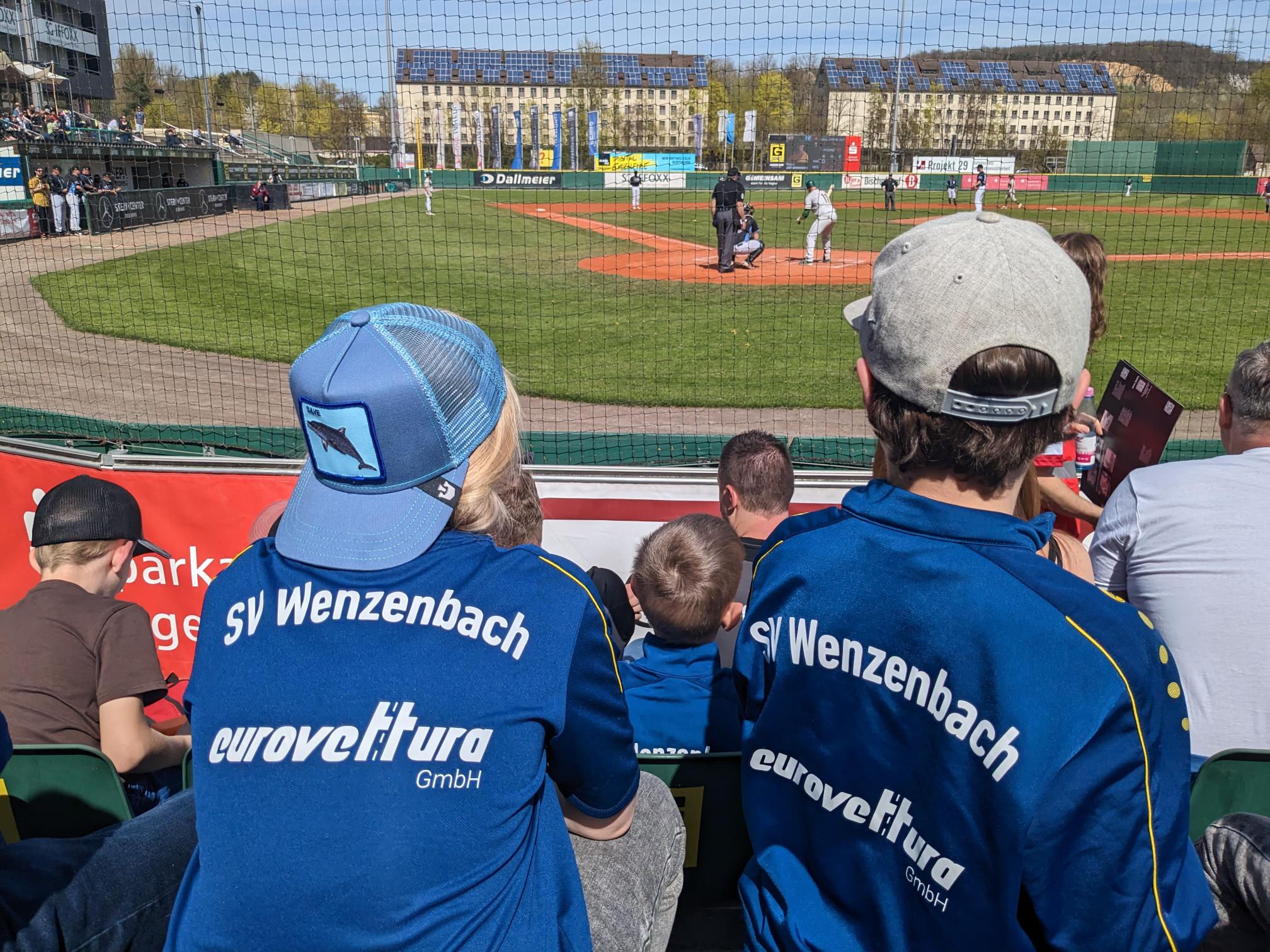 PXL 20230422 122050926