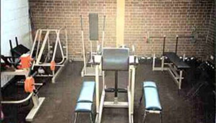 Unser erster Fitnessraum in der Hauptschule, 1984